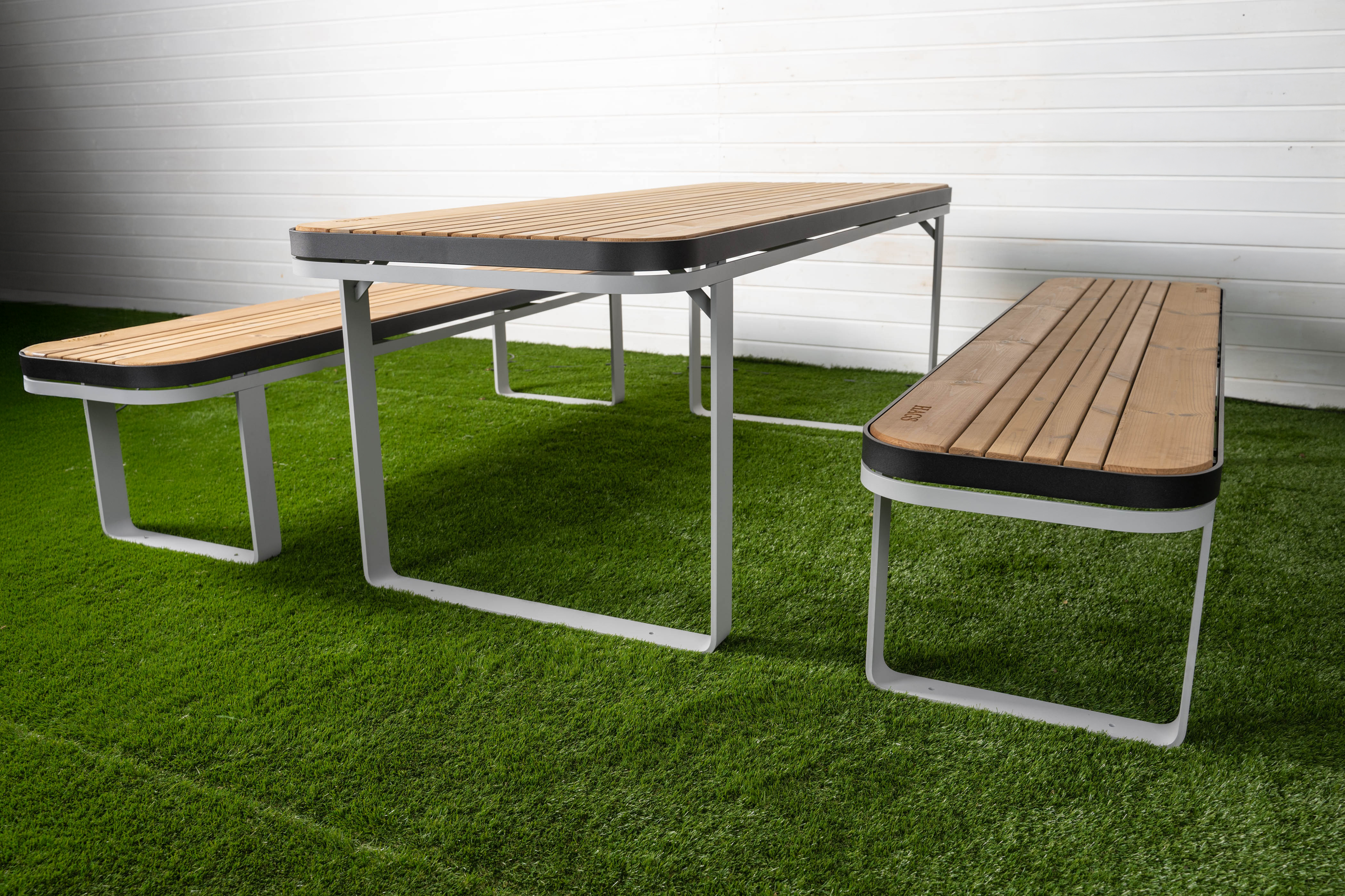 Table Aneby